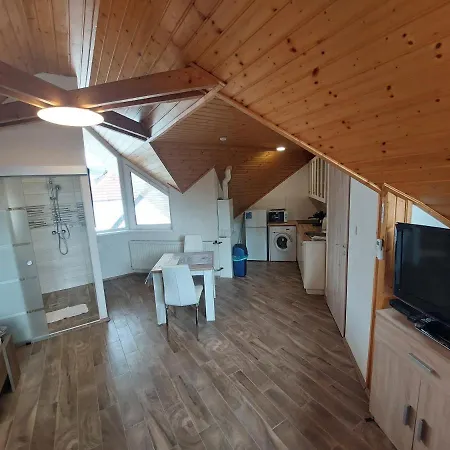 Delta Inn Apartman Balatonfüred Esterno foto