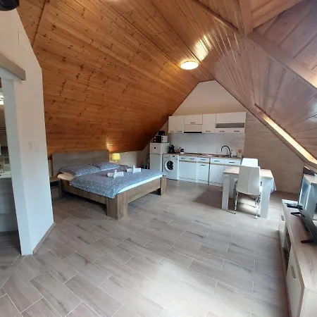 Delta Inn Apartman Balatonfüred Esterno foto
