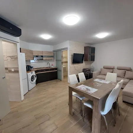 Delta Inn Apartman Balatonfüred Esterno foto