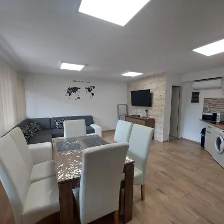 Delta Inn Apartman Balatonfüred Esterno foto
